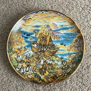 New Franklin Mint Two by Two Plate of Noah 1991